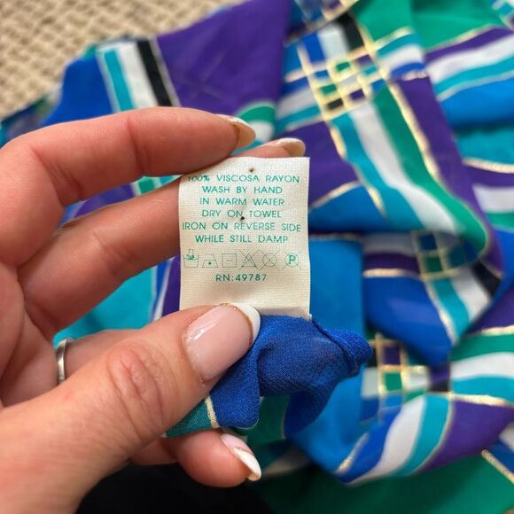 Ladies Vintage Gottex Brand Large Square Swim Cover Up Sarong - Picture 5 of 8